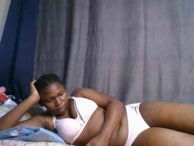 cute-faizah webcam