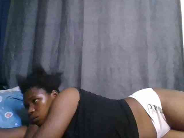 cute-faizah webcam