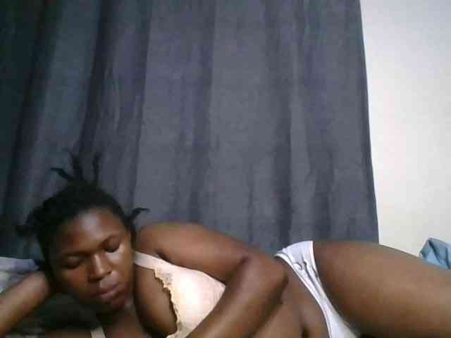 cute-faizah webcam