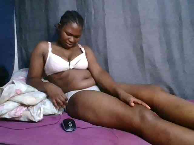 cute-faizah webcam