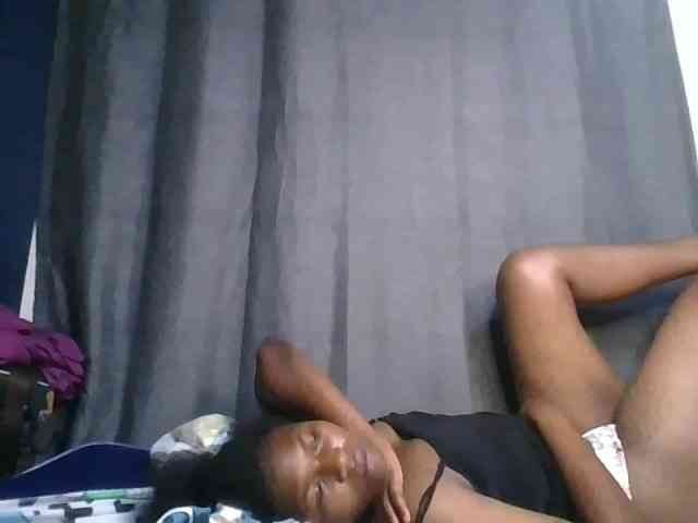 cute-faizah webcam