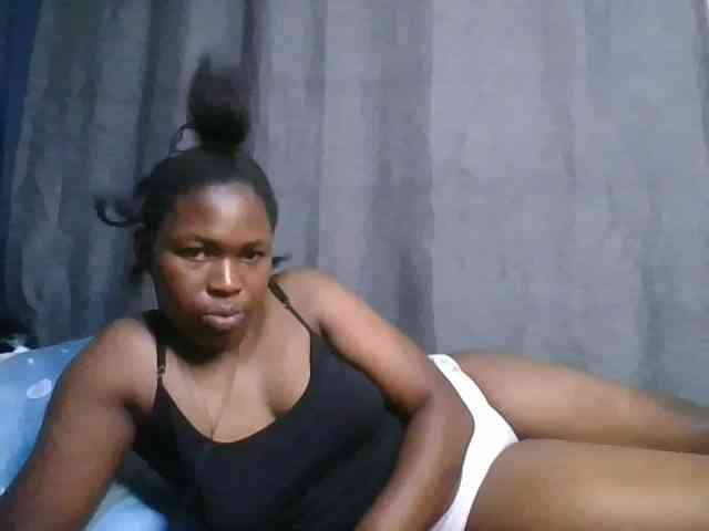 cute-faizah webcam