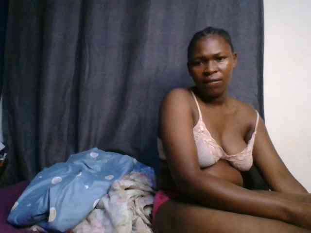 cute-faizah webcam