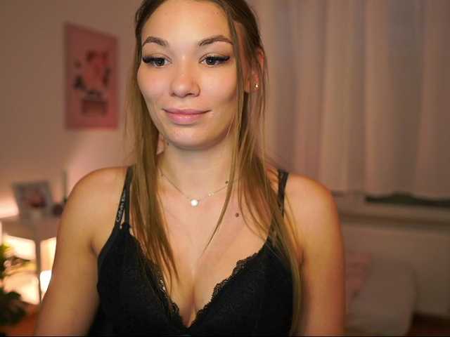 ChloeLux live cam on BongaCams