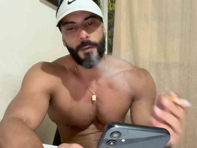 Romeodarkhot Live Webcam on BongaCams