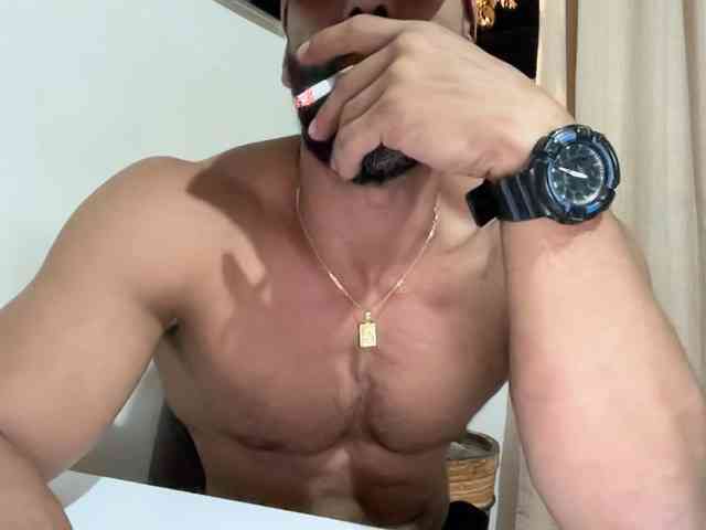 Romeodarkhot Romeodarkhot