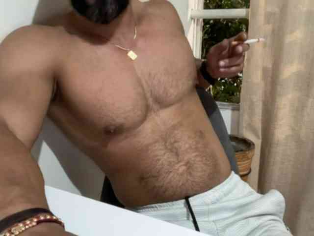 Romeodarkhot Romeodarkhot