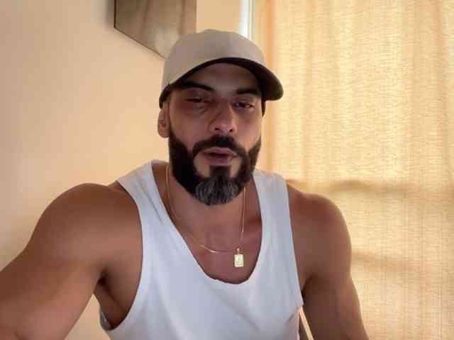 Romeodarkhot Romeodarkhot
