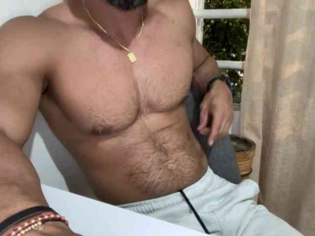Romeodarkhot Romeodarkhot