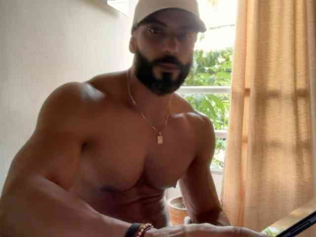 Romeodarkhot