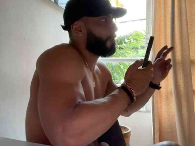 Romeodarkhot Romeodarkhot