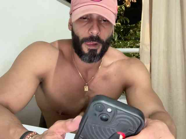 Romeodarkhot Romeodarkhot