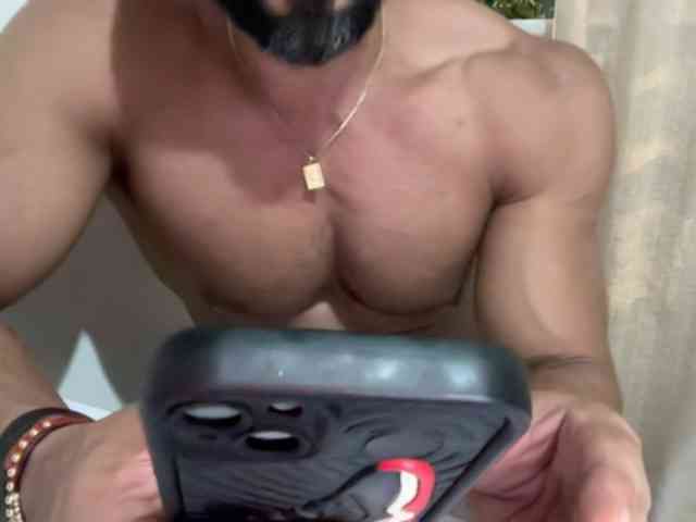 Romeodarkhot Romeodarkhot