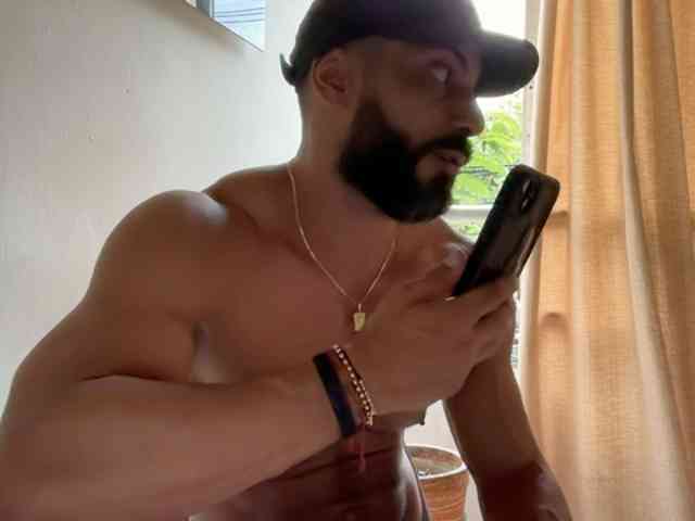 Romeodarkhot