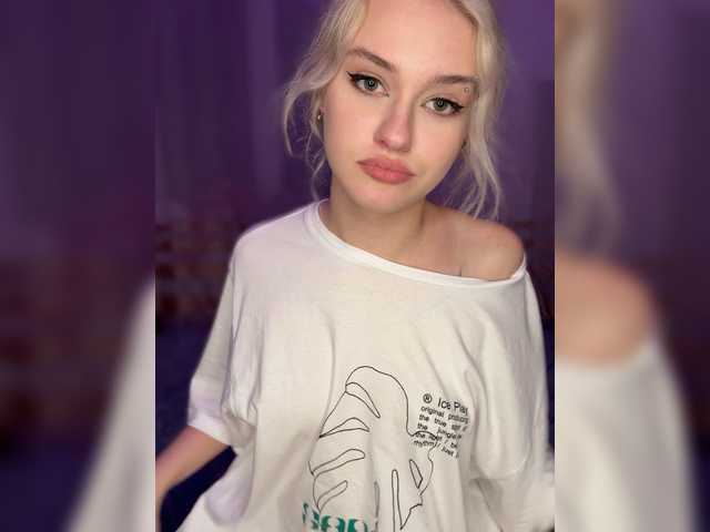coolya live cam on BongaCams