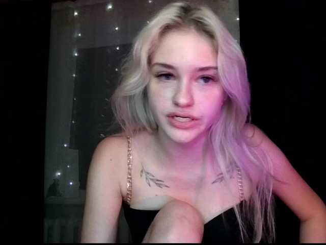 coolya live cam on BongaCams