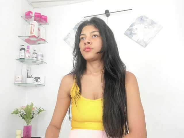 irina-lewys live cam on BongaCams