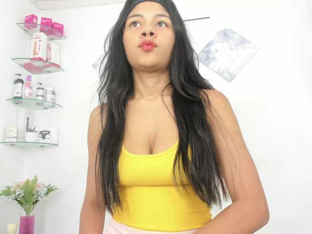 irina-lewys live cam on BongaCams