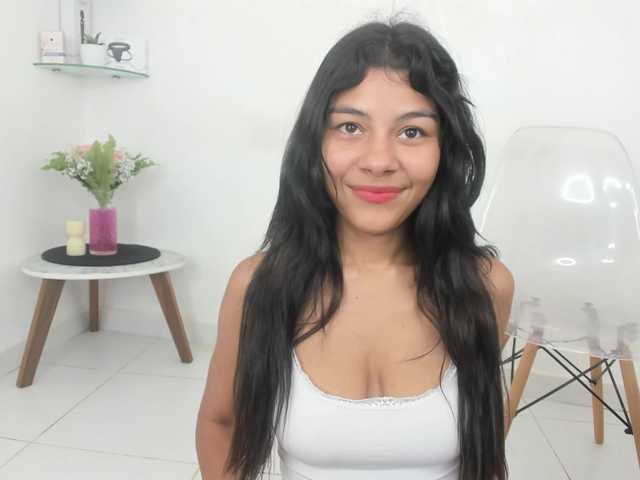 irina-lewys live cam on BongaCams