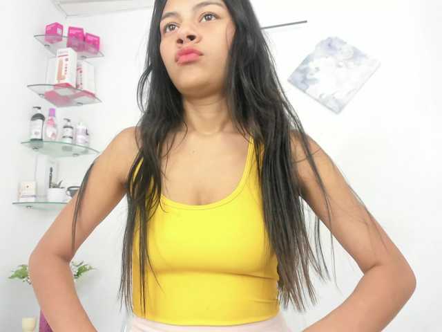 irina-lewys live cam on BongaCams