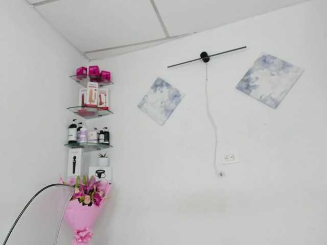irina-lewys live cam on BongaCams