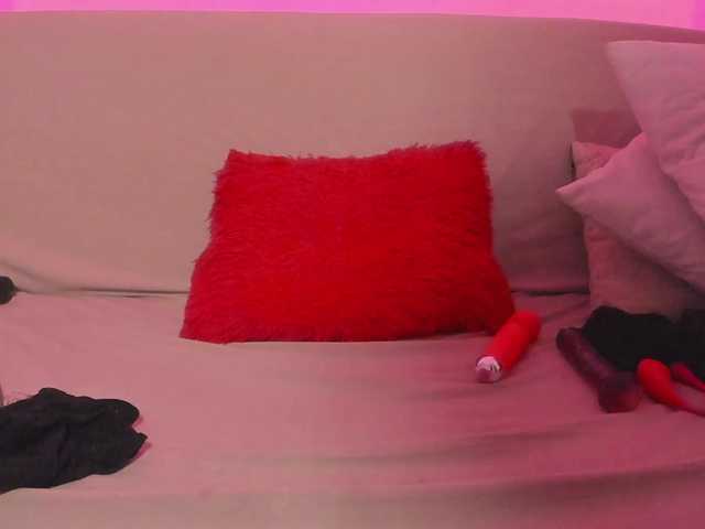 Alana-Dolly live cam on BongaCams