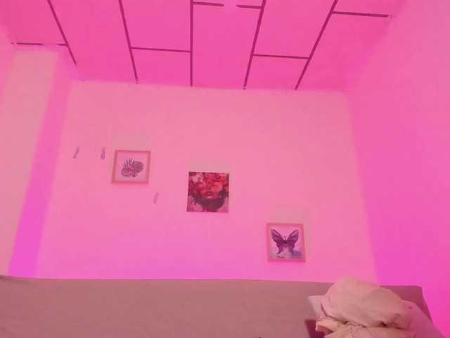 Alana-Dolly live cam on BongaCams