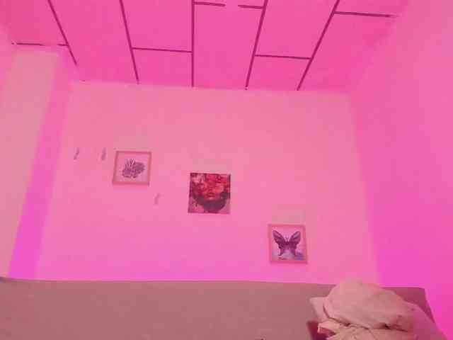 Alana-Dolly webcam