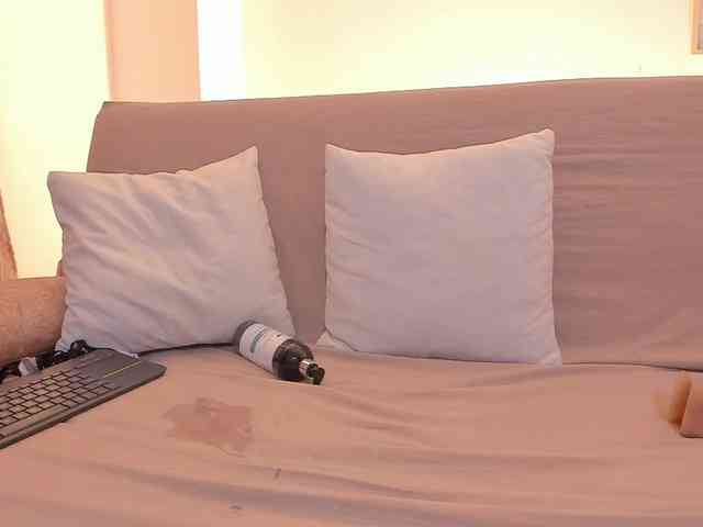Alana-Dolly webcam
