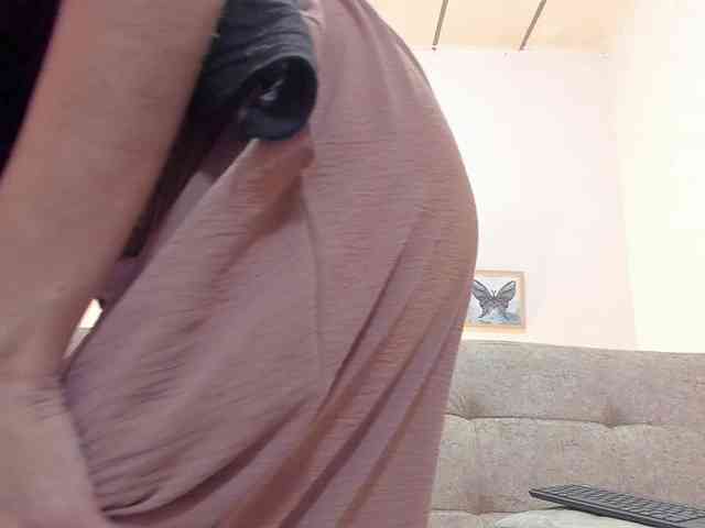 Alana-Dolly webcam