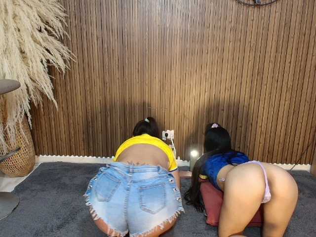 DannaAndLara live cam on BongaCams