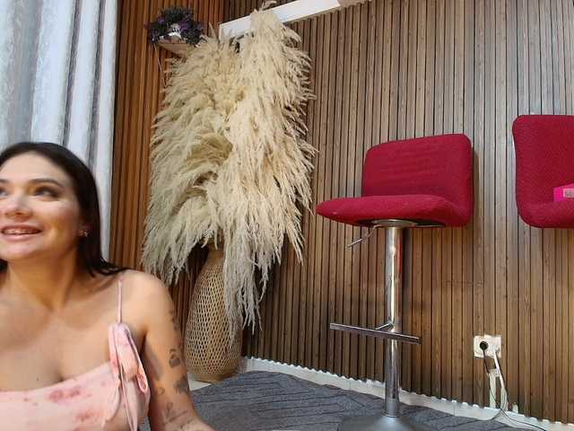 DannaAndLara live cam on BongaCams