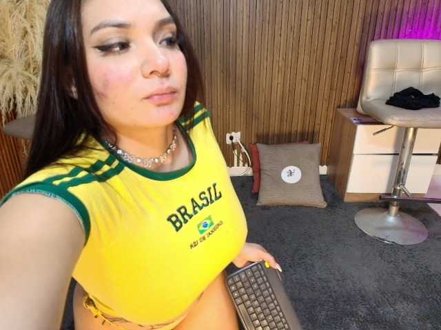 DannaAndLara live cam on BongaCams