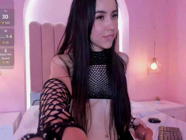 SaraRoberts live cam on BongaCams