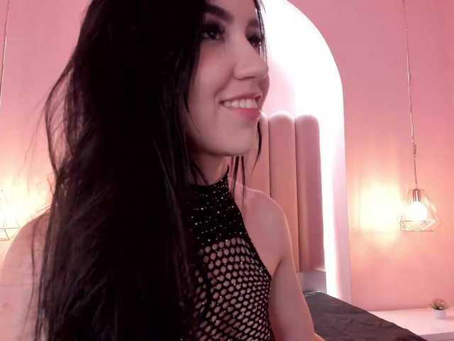 SaraRoberts live cam on BongaCams