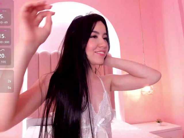 SaraRoberts live cam on BongaCams