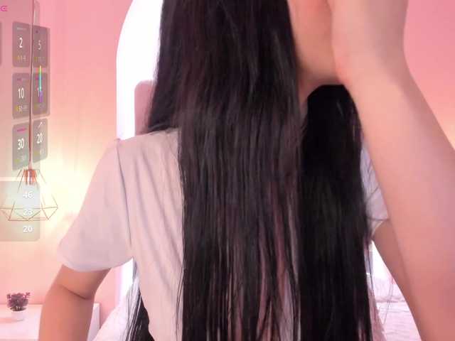 SaraRoberts live cam on BongaCams