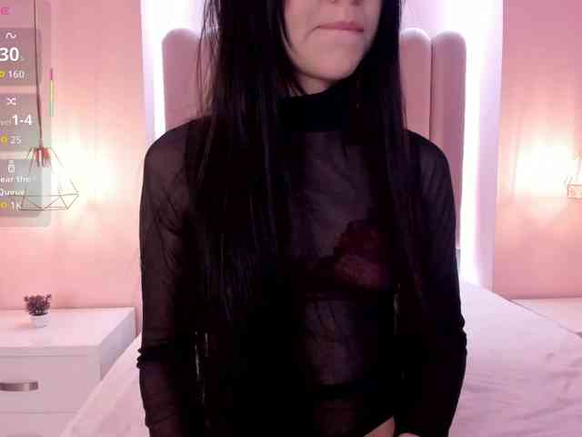 SaraRoberts webcam