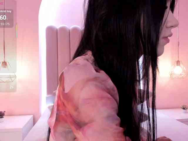 SaraRoberts webcam