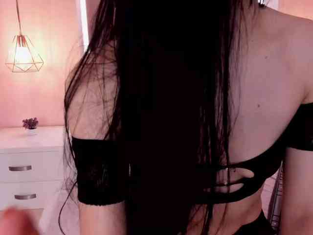 SaraRoberts webcam