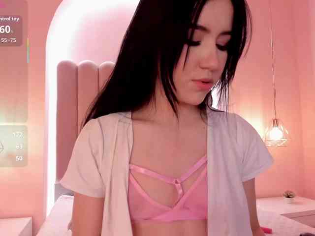SaraRoberts webcam
