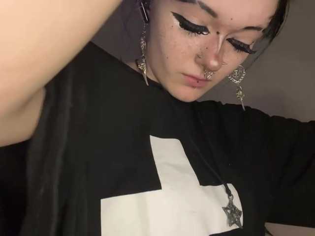 TasyaTas live cam on BongaCams