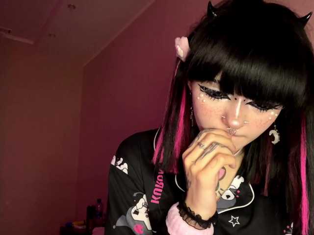 TasyaTas live cam on BongaCams