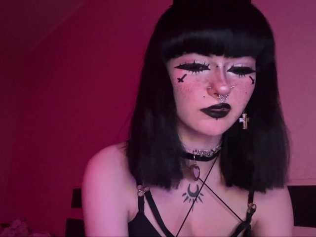 TasyaTas live cam on BongaCams