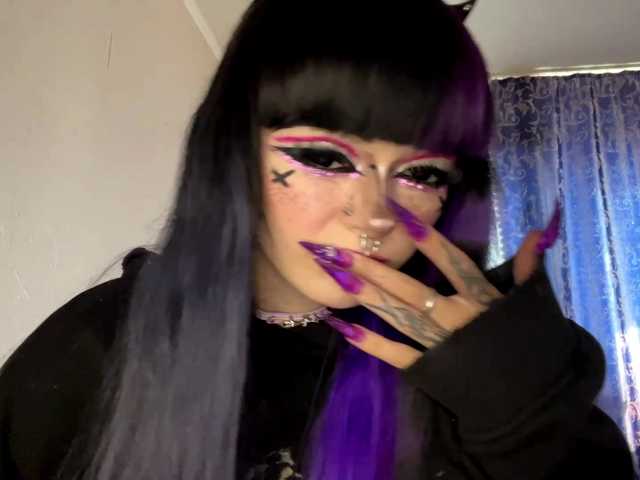 TasyaTas live cam on BongaCams