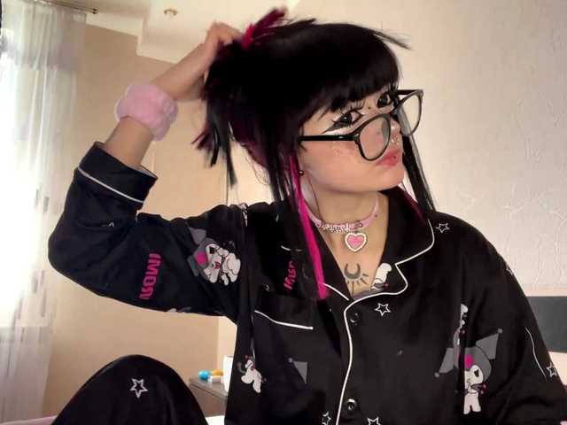 TasyaTas live cam on BongaCams