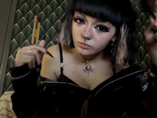 TasyaTas live cam on BongaCams