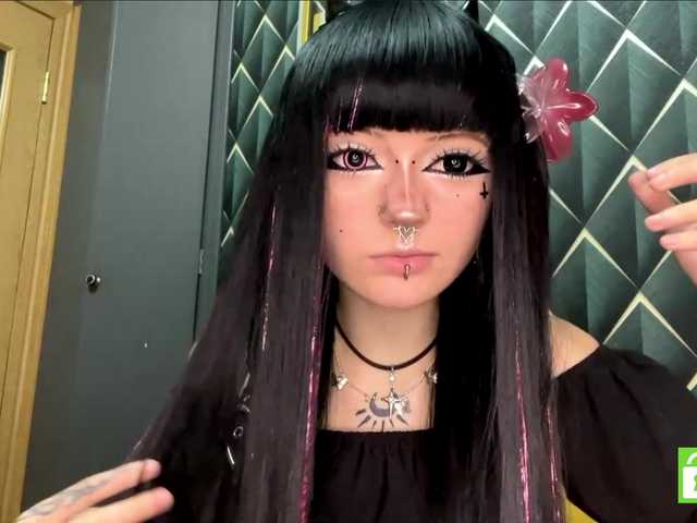 TasyaTas live cam on BongaCams