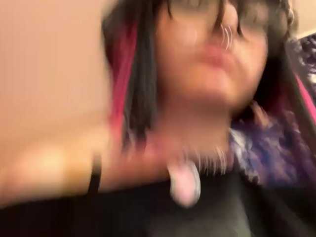 TasyaTas live cam on BongaCams