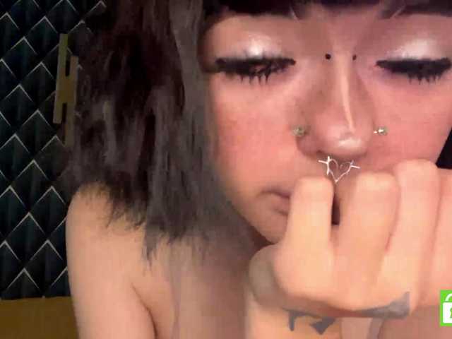 TasyaTas live cam on BongaCams